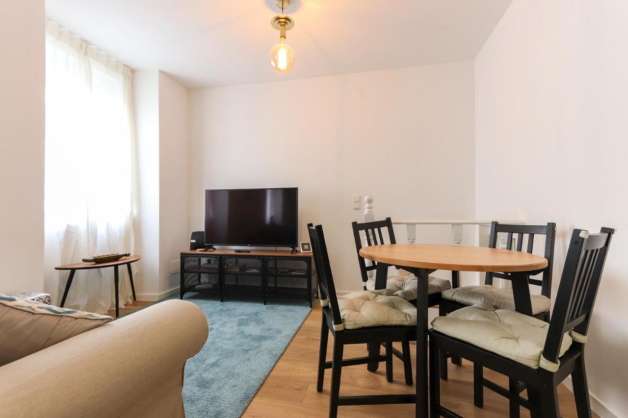Wal Apartments- 3 Bedrooms With Parking Space Lisbon Exterior photo