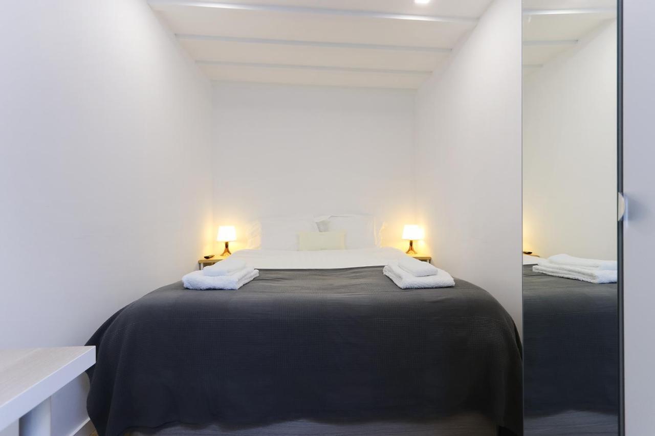 Wal Apartments- 3 Bedrooms With Parking Space Lisbon Exterior photo